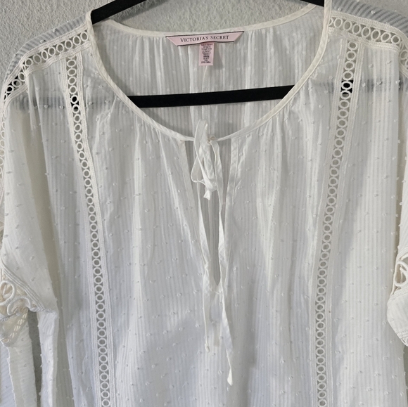 Vintage Victoria Secret Top/ Nightgown White Textured Dainty Minimalist - Picture 3 of 14